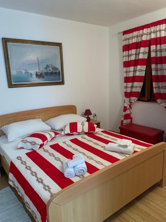 Ražanj Holiday Apartments Lucic - Feels Like Home, Away From Home מראה חיצוני תמונה