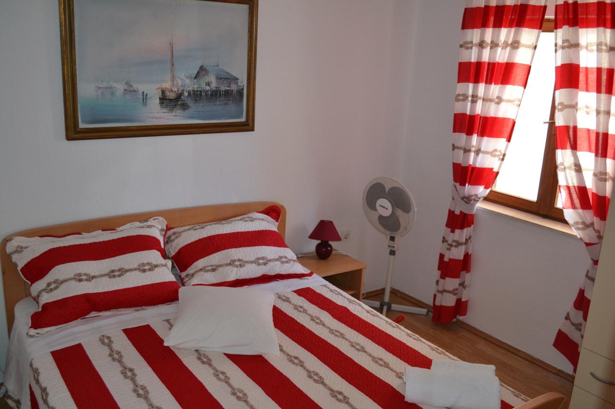 Ražanj Holiday Apartments Lucic - Feels Like Home, Away From Home מראה חיצוני תמונה