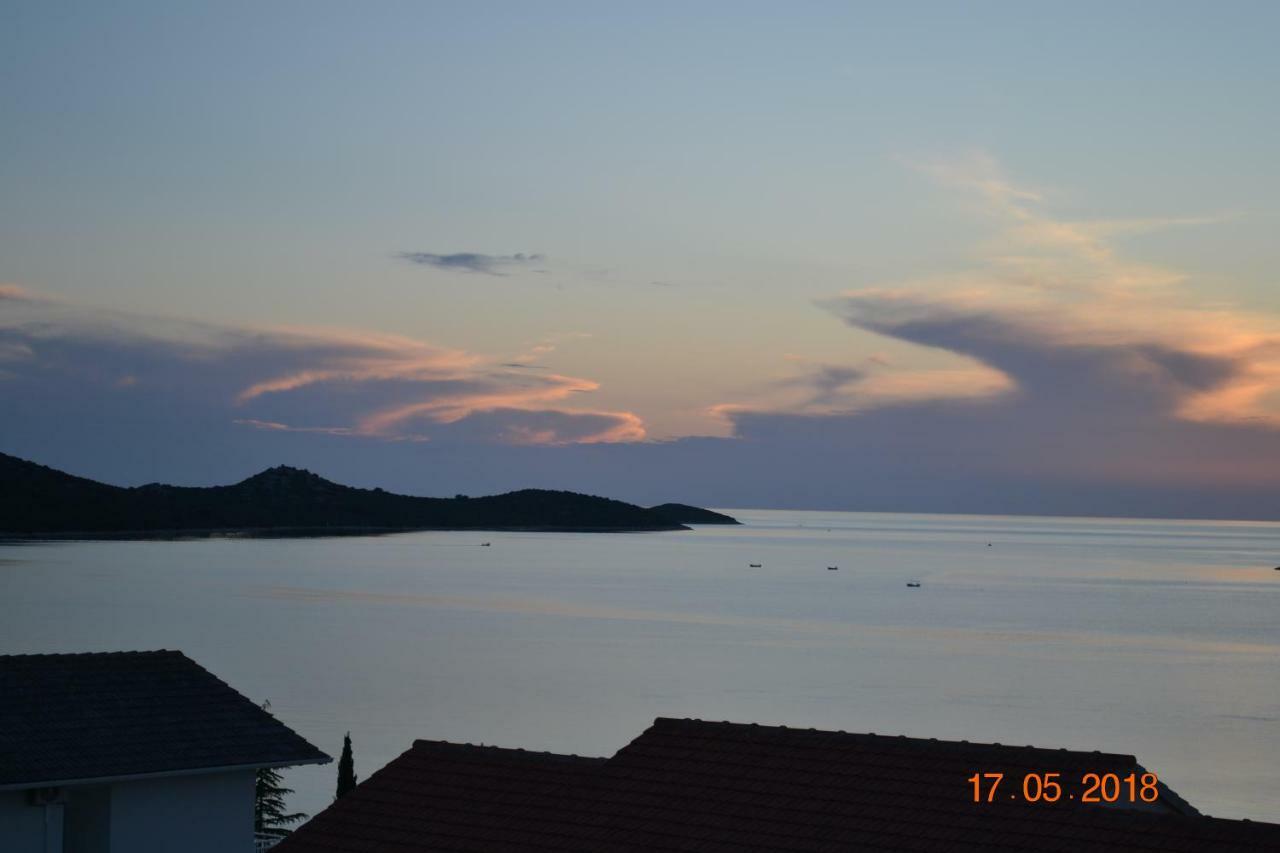 Ražanj Holiday Apartments Lucic - Feels Like Home, Away From Home מראה חיצוני תמונה